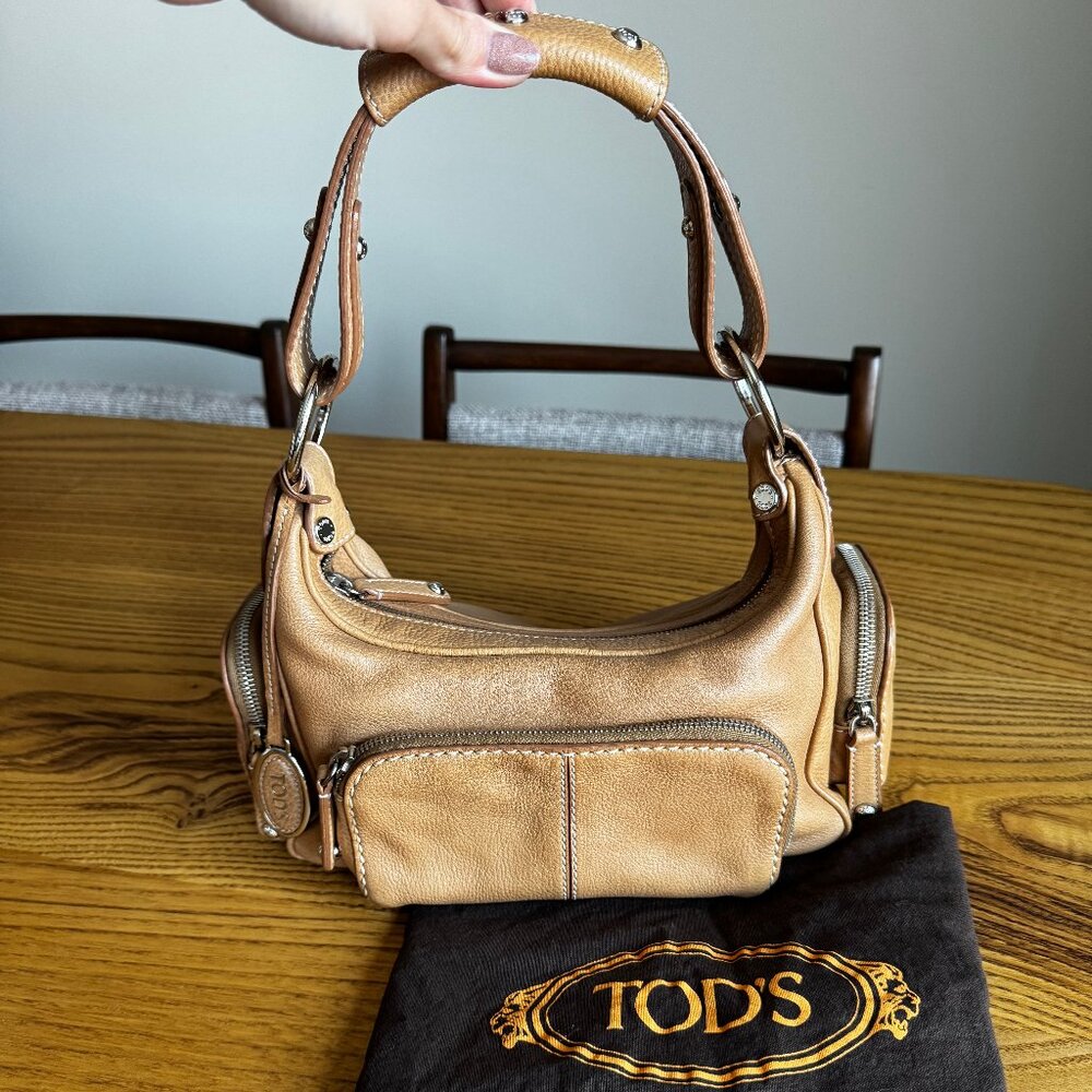 Tod's Tan Leather Shoulder Bag